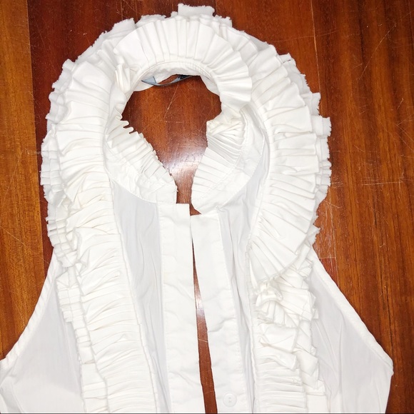 Urban Behavior Small Women White Halter Ruffle Top - Picture 3 of 8